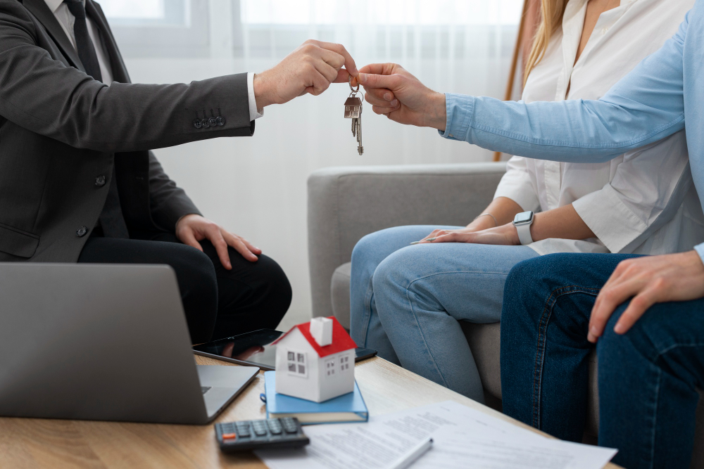 تعرف على سعر شقة في لندن الآن وأين تجد أفضل العروض العقارية 3 المناطق التي تقدم أفضل سعر شقة في لندن