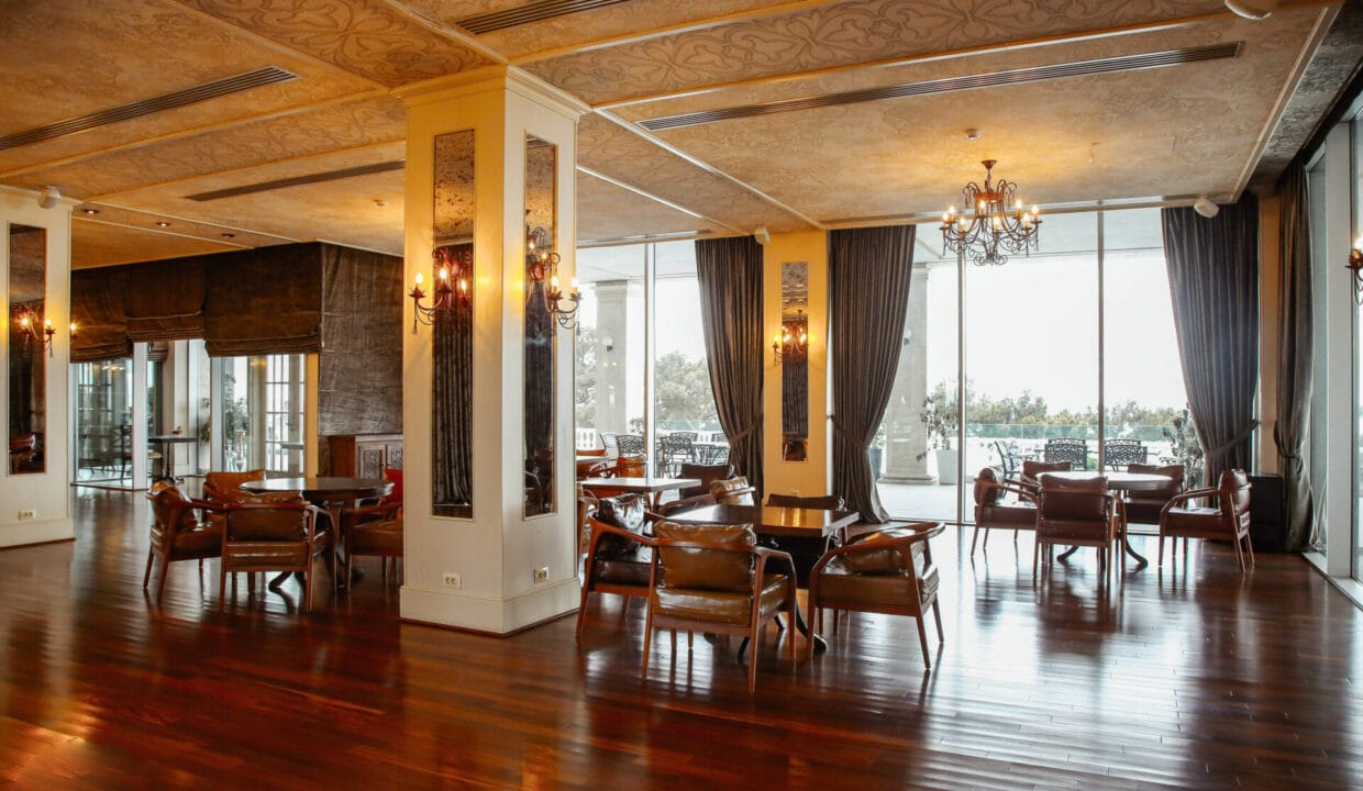 hotels in White City London